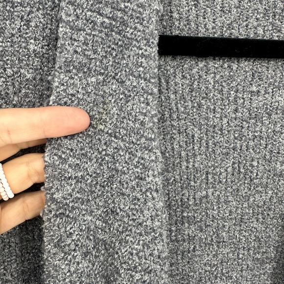 Barefoot Dreams Robe size small gray pockets tie cozy casual - Picture 8 of 10